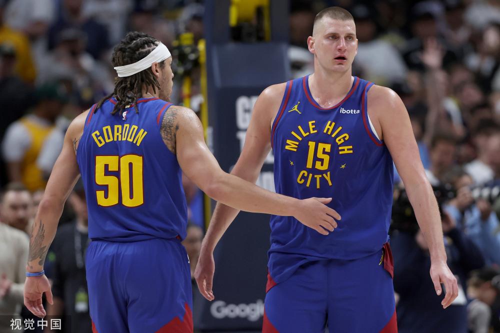 在与多纳鲁 在与多纳鲁