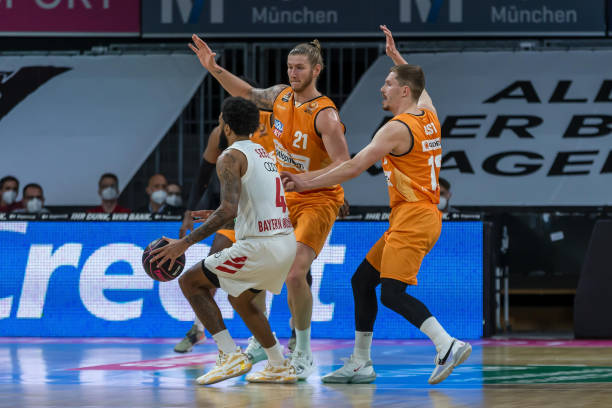 悬念变得扑 悬念变得扑